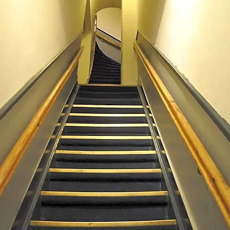 Hotel Amsterdam Inn 2*