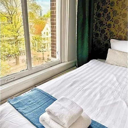 Hotel Amsterdam Inn Hotel 2*